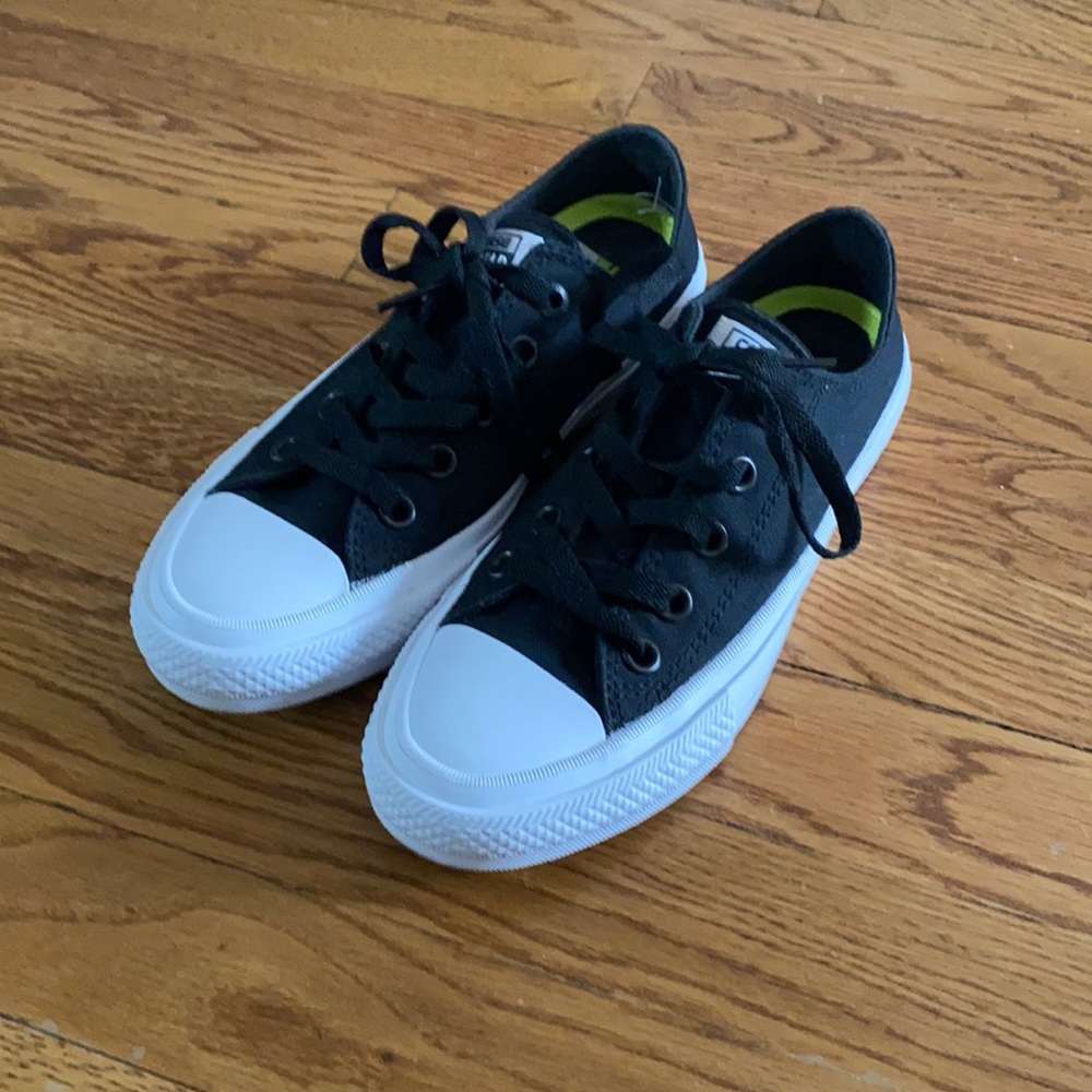 neverworn black converse